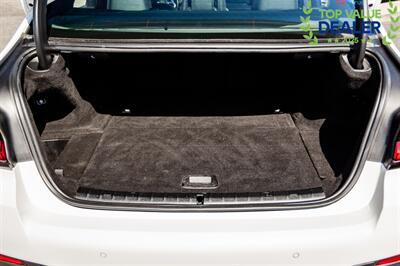 2021 BMW 5 Series 530e M - Photo 27 - Long Beach, CA 90806
