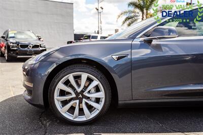 2018 Tesla Model 3 Long Range - Photo 13 - Long Beach, CA 90806