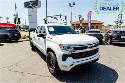 2022 Chevrolet Silverado 1500 LT   - Photo 10 - Long Beach, CA 90806