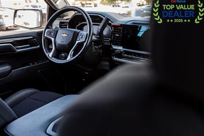 2022 Chevrolet Silverado 1500 LT   - Photo 29 - Long Beach, CA 90806