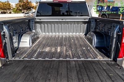 2019 Chevrolet Silverado 1500 RST   - Photo 27 - Long Beach, CA 90806