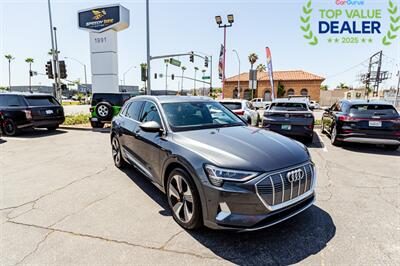 2019 Audi e-tron quattro Prestige   - Photo 10 - Long Beach, CA 90806