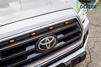 2021 Toyota Tacoma SR5 V6   - Photo 12 - Long Beach, CA 90806