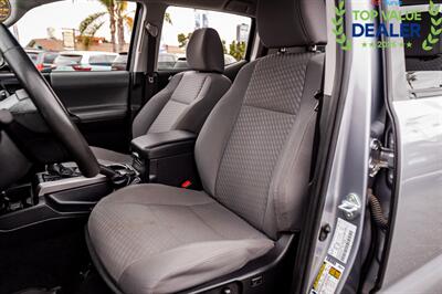 2021 Toyota Tacoma SR5 V6   - Photo 19 - Long Beach, CA 90806