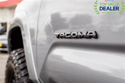2021 Toyota Tacoma SR5 V6   - Photo 16 - Long Beach, CA 90806