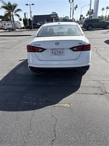 2024 Nissan Altima 2.5 SR   - Photo 3 - Long Beach, CA 90806