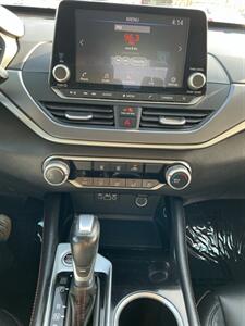 2024 Nissan Altima 2.5 SR   - Photo 19 - Long Beach, CA 90806