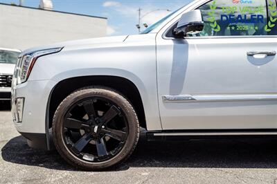 2020 Cadillac Escalade Premium Luxury - Photo 26 - Long Beach, CA 90806