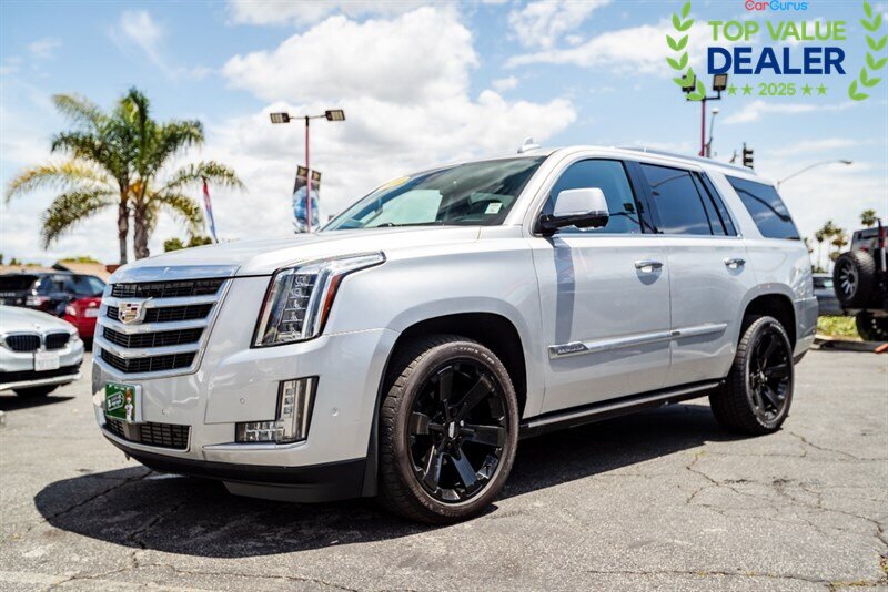 2020 Cadillac Escalade Premium  Luxury - Photo 1 - Long Beach, CA 90806