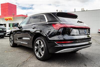 2022 Audi e-tron quattro Premium Plus - Photo 4 - Long Beach, CA 90806