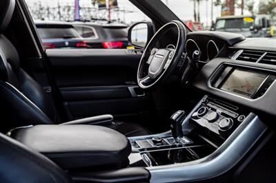2016 Land Rover Range Rover Sport Supercharged Dynamic - Photo 10 - Long Beach, CA 90806