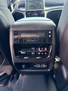 2022 Jeep Grand Cherokee L Altitude   - Photo 7 - Long Beach, CA 90806
