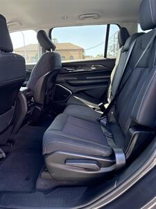 2022 Jeep Grand Cherokee L Altitude   - Photo 5 - Long Beach, CA 90806