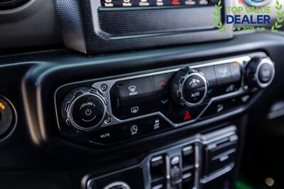 2019 Jeep Wrangler Unlimited Sport Altitude   - Photo 24 - Long Beach, CA 90806