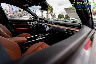 2021 Audi e-tron quattro Progressiv   - Photo 26 - Long Beach, CA 90806