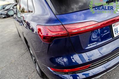 2021 Audi e-tron quattro Progressiv   - Photo 5 - Long Beach, CA 90806