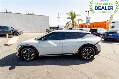 2023 Kia EV6 Wind   - Photo 3 - Long Beach, CA 90806
