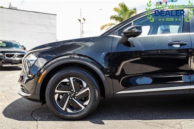 2023 Kia Sportage Hybrid LX - Photo 14 - Long Beach, CA 90806