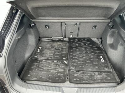 2023 Volkswagen ID.4 Pro S   - Photo 23 - Long Beach, CA 90806