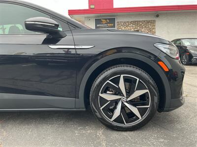 2023 Volkswagen ID.4 Pro S   - Photo 11 - Long Beach, CA 90806