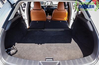 2019 Lexus UX 200 Luxury   - Photo 27 - Long Beach, CA 90806