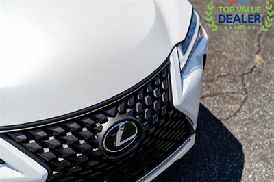 2019 Lexus UX 200 Luxury   - Photo 11 - Long Beach, CA 90806