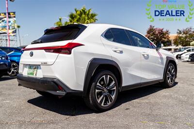 2019 Lexus UX 200 Luxury   - Photo 8 - Long Beach, CA 90806