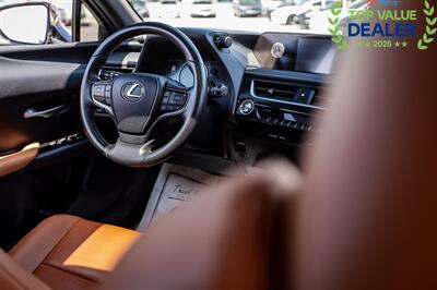 2019 Lexus UX 200 Luxury   - Photo 29 - Long Beach, CA 90806