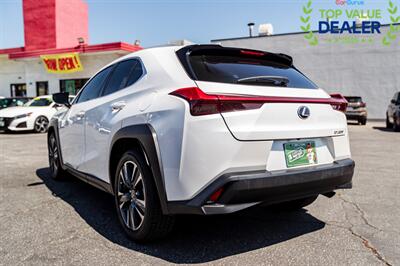2019 Lexus UX 200 Luxury   - Photo 4 - Long Beach, CA 90806