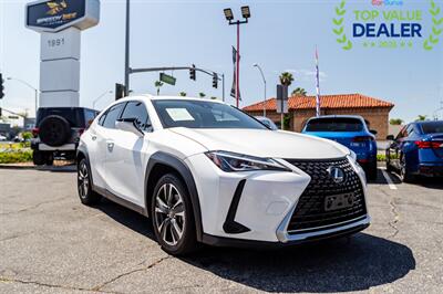 2019 Lexus UX 200 Luxury   - Photo 10 - Long Beach, CA 90806
