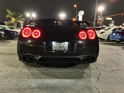 2015 Nissan GT-R Premium   - Photo 9 - Long Beach, CA 90806