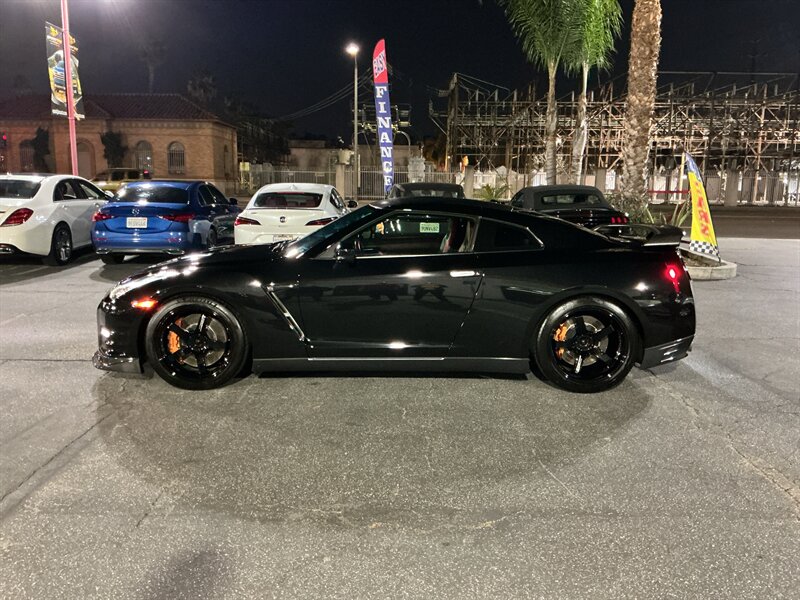2015 Nissan GT-R Premium   - Photo 1 - Long Beach, CA 90806