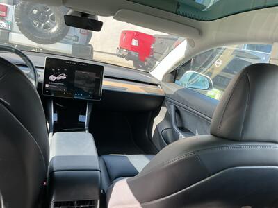 2018 Tesla Model 3 Long Range   - Photo 8 - Long Beach, CA 90806