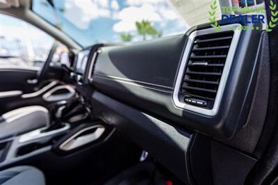 2022 Nissan Frontier SV   - Photo 27 - Long Beach, CA 90806