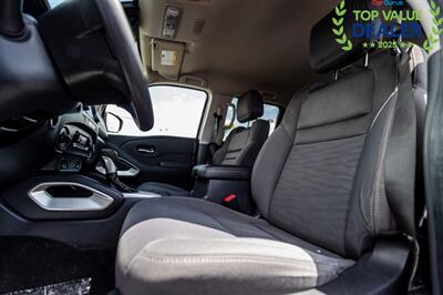 2022 Nissan Frontier SV   - Photo 16 - Long Beach, CA 90806