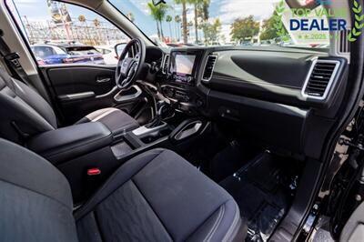 2022 Nissan Frontier SV   - Photo 25 - Long Beach, CA 90806
