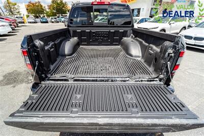 2022 Nissan Frontier SV   - Photo 24 - Long Beach, CA 90806