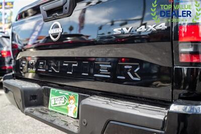 2022 Nissan Frontier SV   - Photo 6 - Long Beach, CA 90806