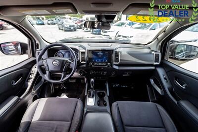 2022 Nissan Frontier SV   - Photo 26 - Long Beach, CA 90806