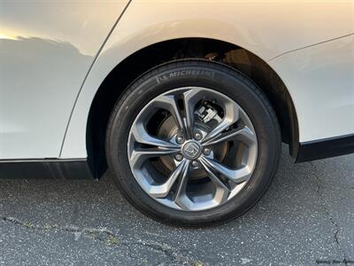 2024 Honda Accord EX   - Photo 10 - Long Beach, CA 90806