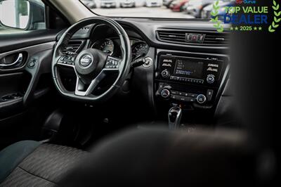 2017 Nissan Rogue Hybrid SL - Photo 29 - Long Beach, CA 90806