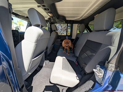 2010 Jeep Wrangler Unlimited Sport   - Photo 15 - Lake Elsinore, CA 92530