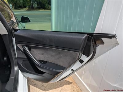 2018 Tesla Model 3 Mid Range   - Photo 12 - Lake Elsinore, CA 92530