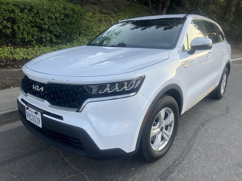 2023 Kia Sorento LX   - Photo 1 - San Diego, CA 92126