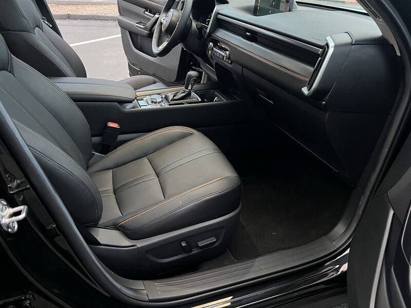 2026 Mazda CX-50 Premium - Photo 14