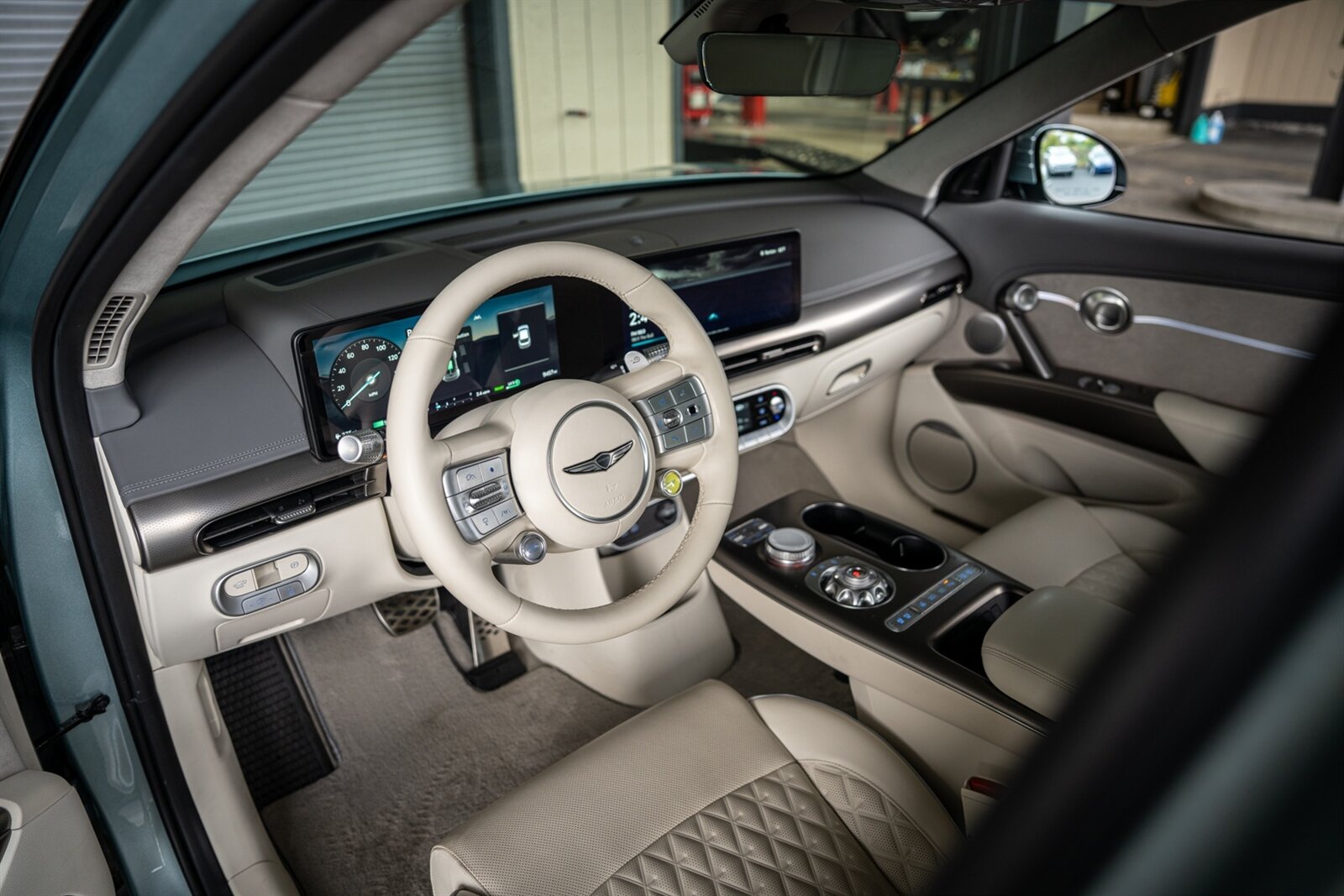 2023 Genesis GV60 Performance   - Photo 27 - Renton, WA 98057