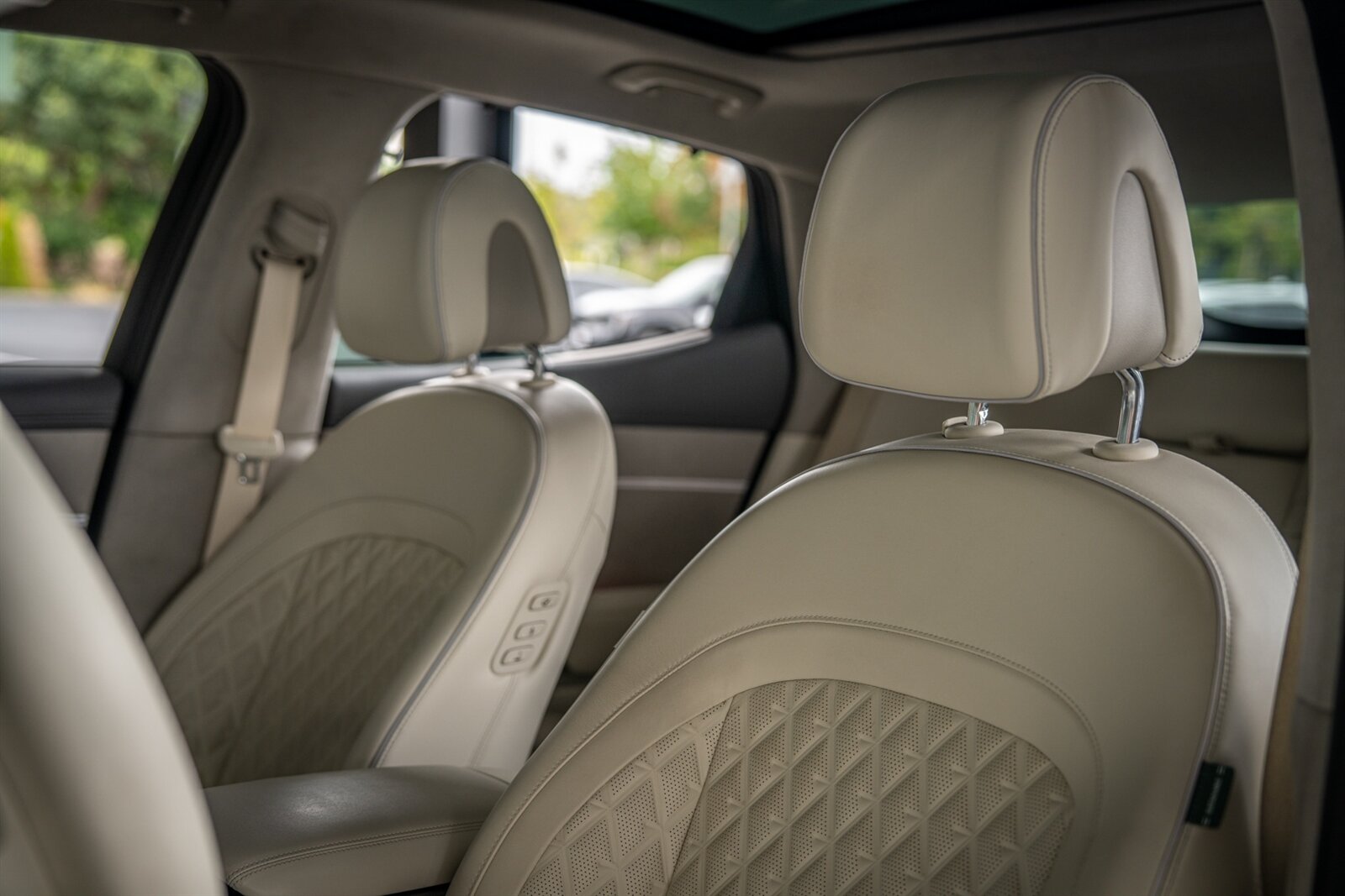 2023 Genesis GV60 Performance   - Photo 30 - Renton, WA 98057
