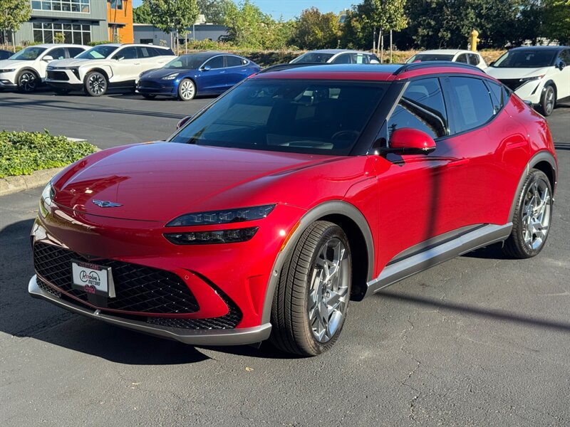 2023 Genesis GV60 Performance   - Photo 2 - Renton, WA 98057