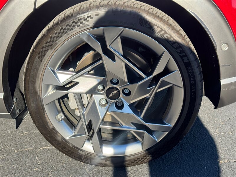 2023 Genesis GV60 Performance   - Photo 24 - Renton, WA 98057