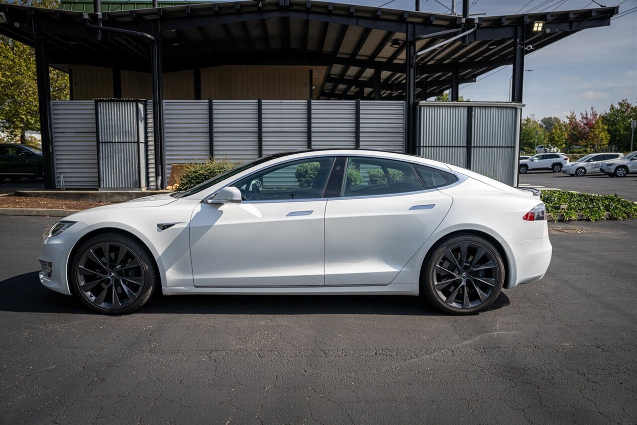 2019 Tesla Model S 100D   - Photo 10 - Renton, WA 98057